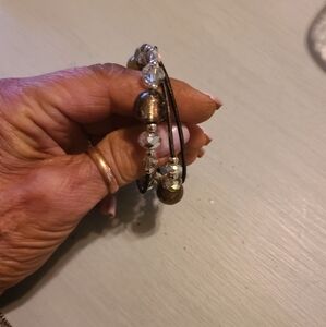 Cute little beaded bracelet, never worn